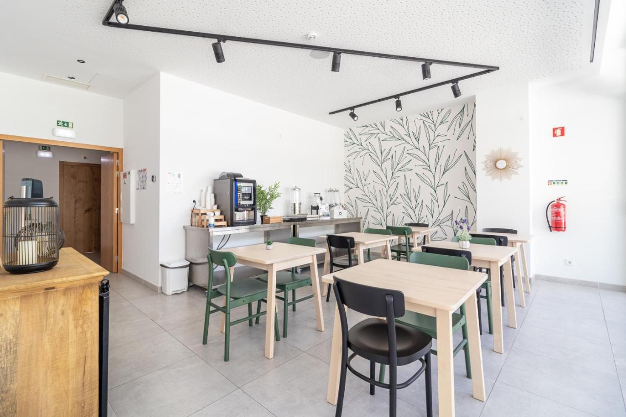 Roots Hotel Faro Ngoại thất bức ảnh